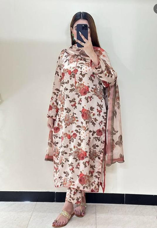 Buy Bin Saeed Lawn Collection 2026 | Printed 3PC Lawn Suit Online Pakistan