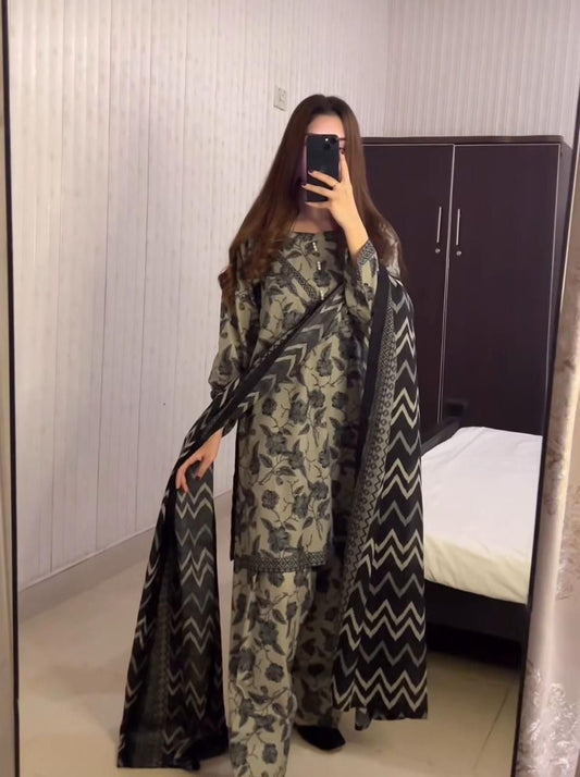 Buy Bin Saeed Lawn Collection 2026 | Printed 3PC Lawn Suit Online Pakistan